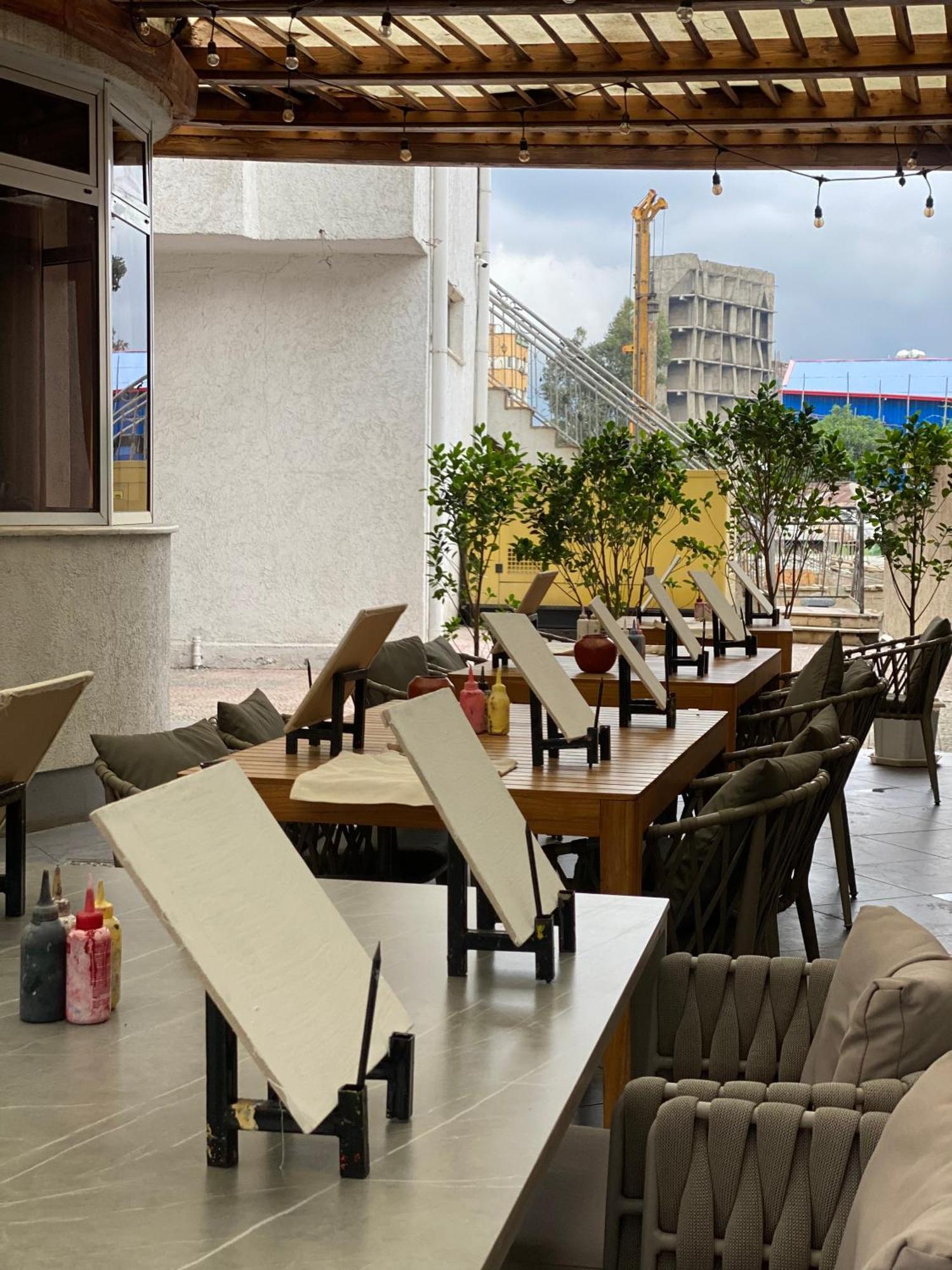 Social House Bed & Breakfast Addis Ababa Exterior photo