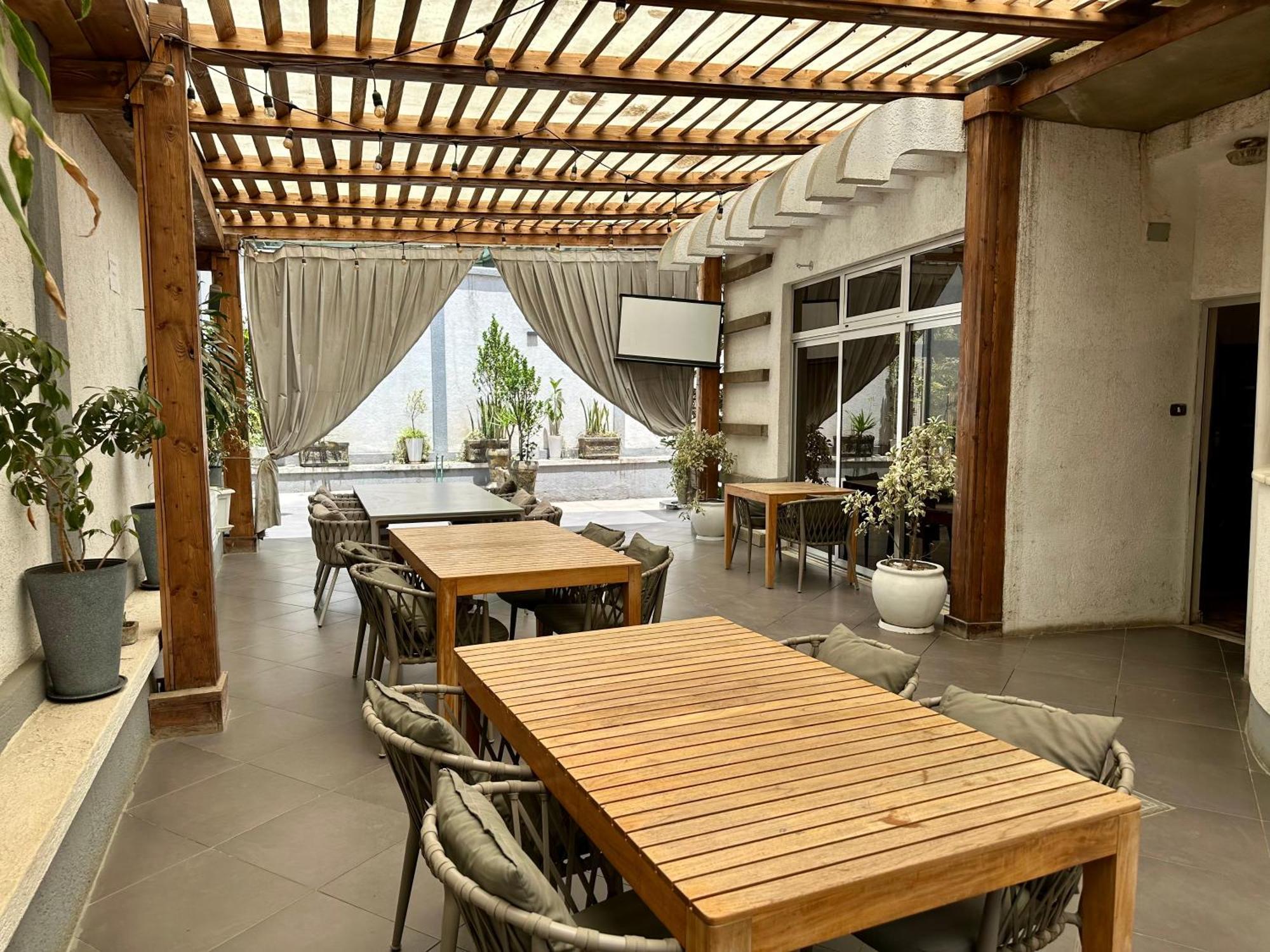Social House Bed & Breakfast Addis Ababa Exterior photo