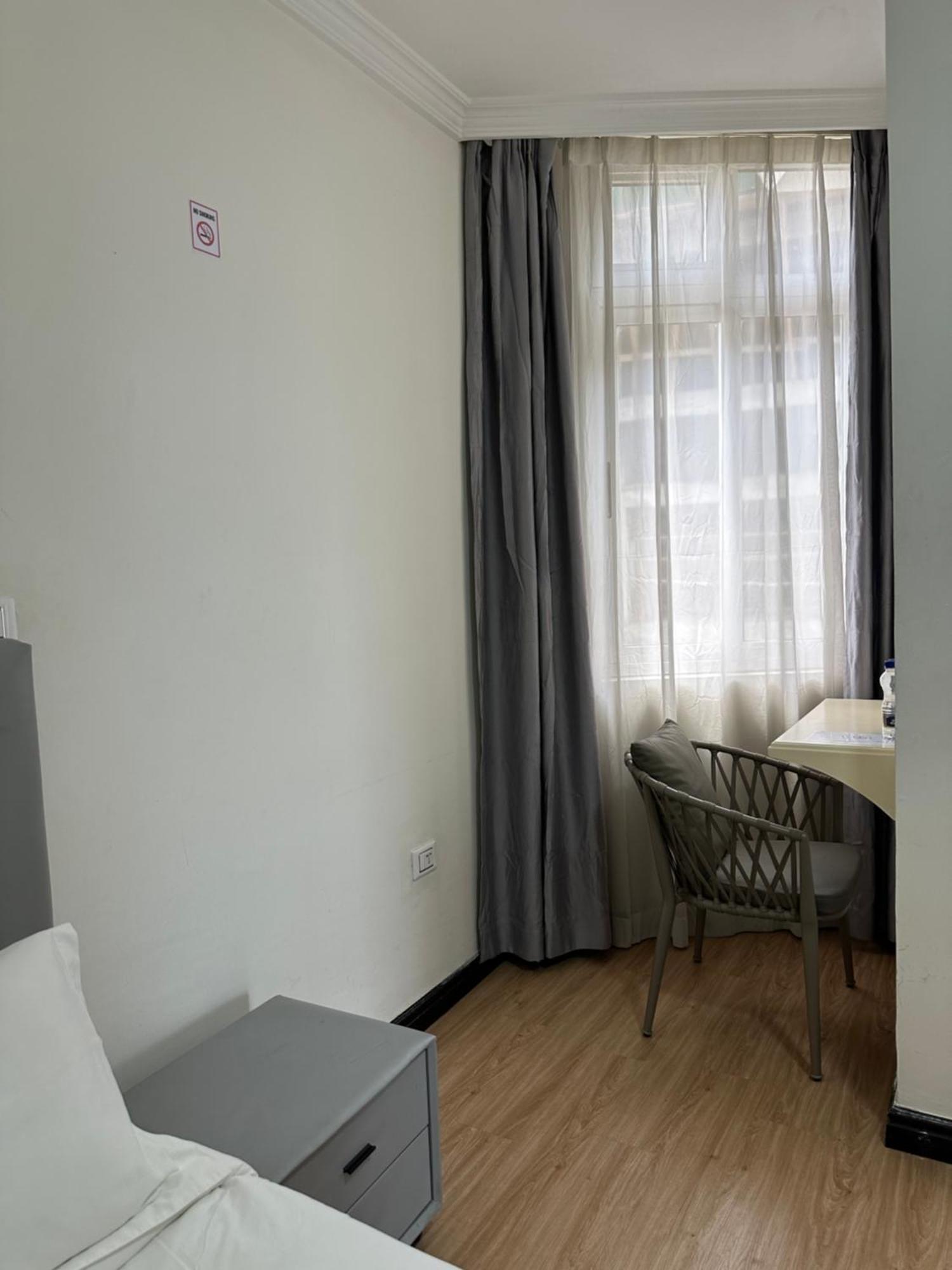 Social House Bed & Breakfast Addis Ababa Exterior photo