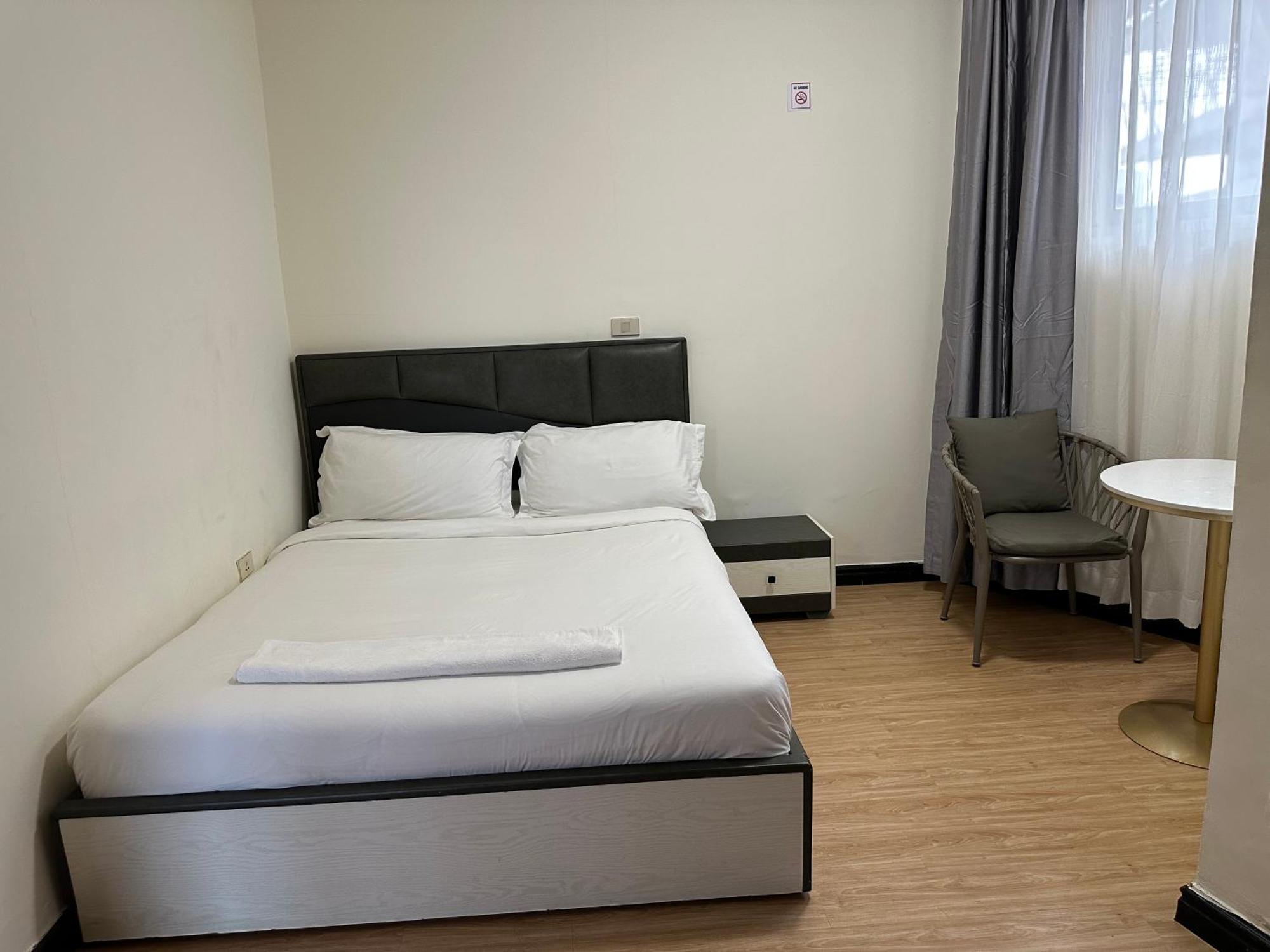 Social House Bed & Breakfast Addis Ababa Exterior photo