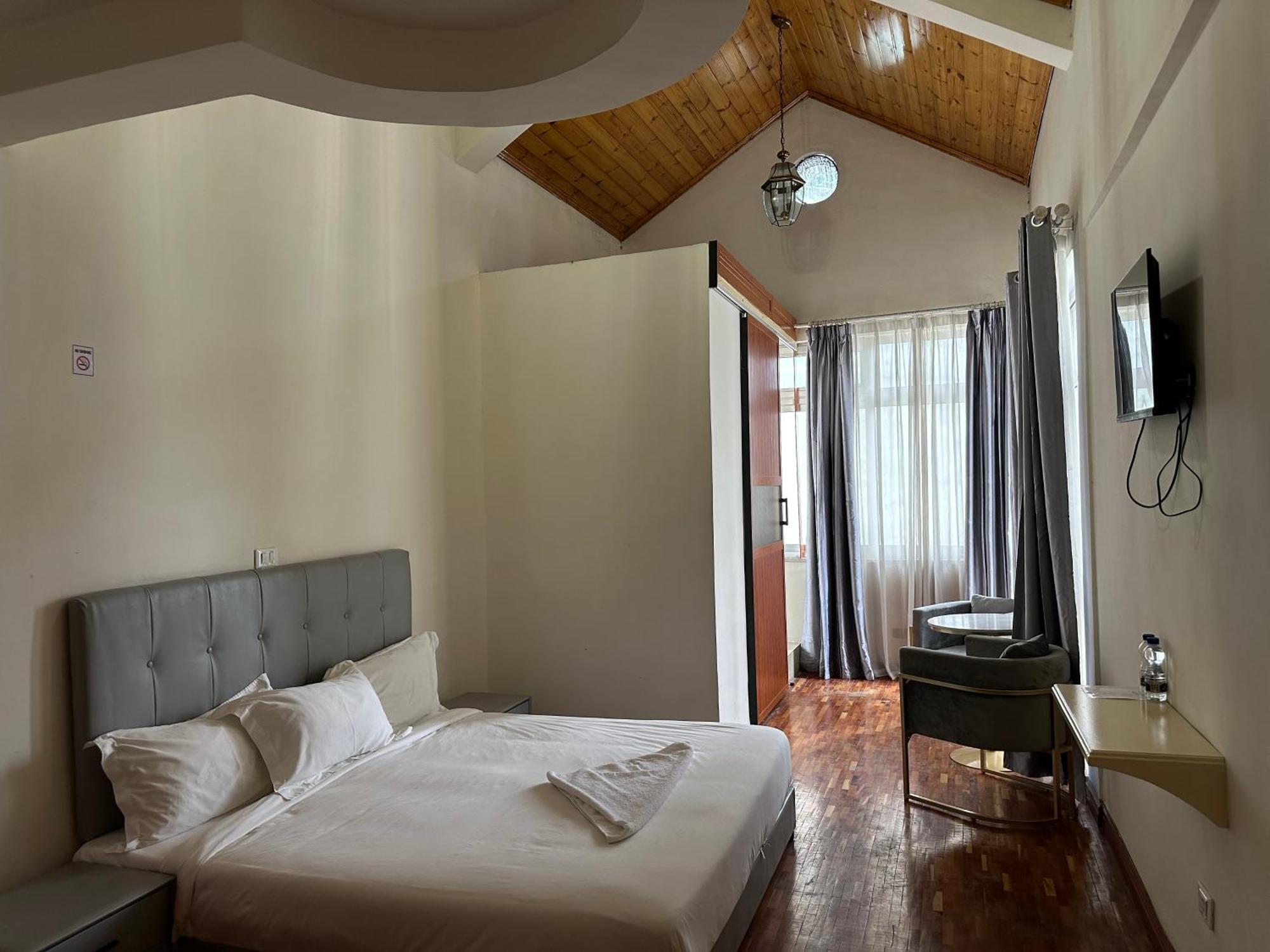 Social House Bed & Breakfast Addis Ababa Exterior photo